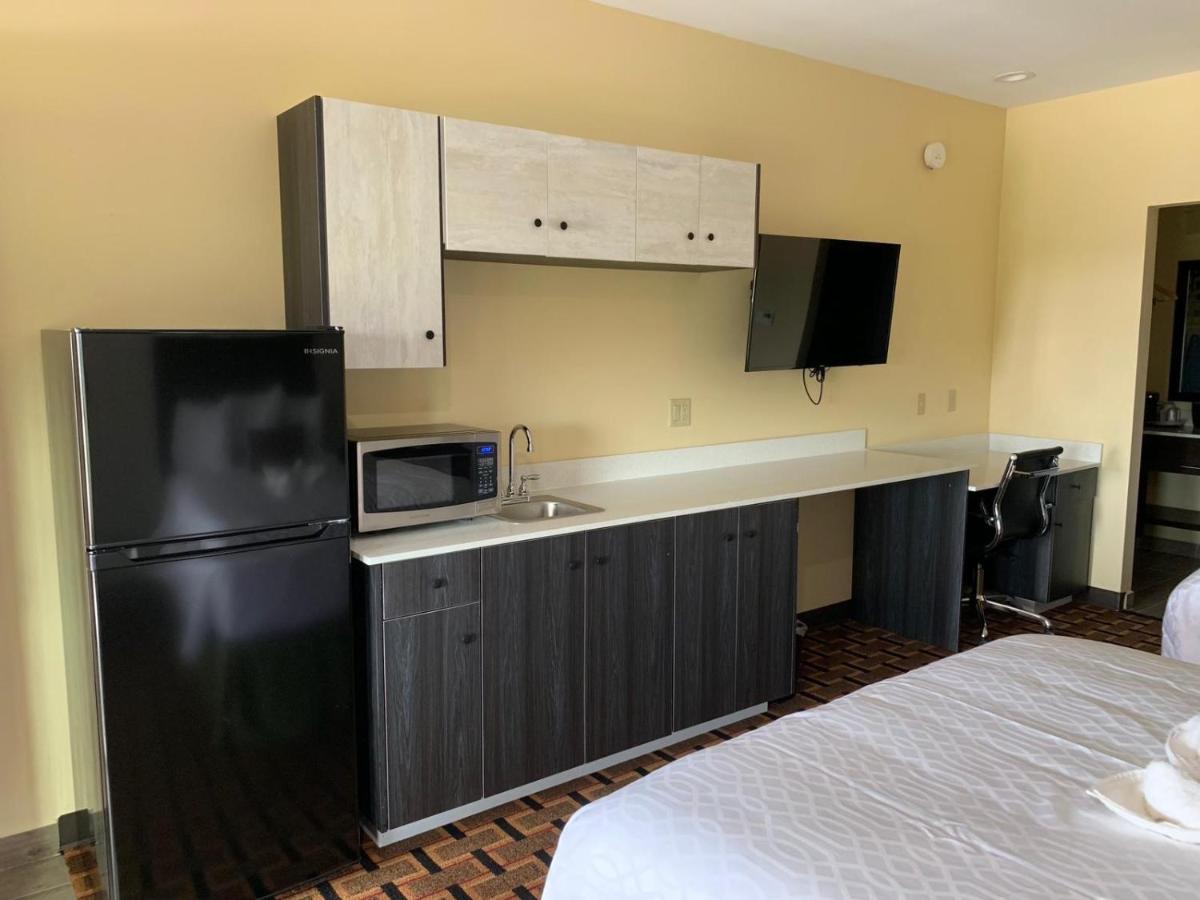 Homestay Inn & Suites אדינבורג מראה חיצוני תמונה